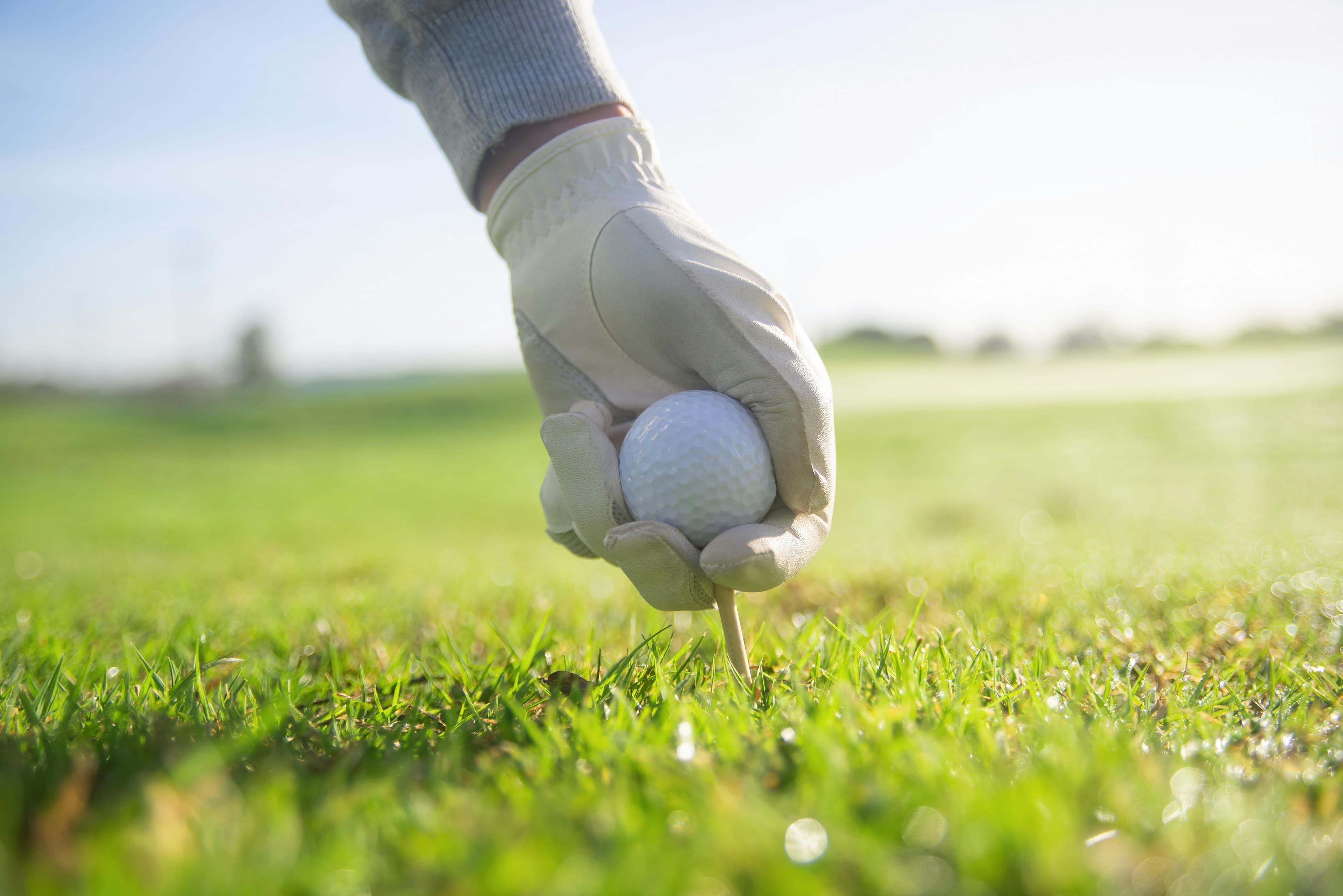 How to Start Playing Golf in the USA (2025 Beginner’s Guide)
